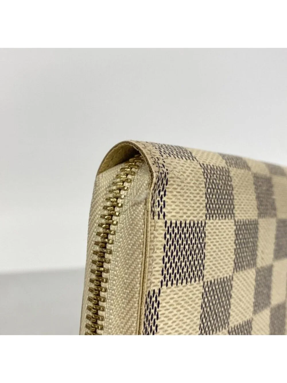 Louis Vuitton Wallet Damier Azur Zippy White